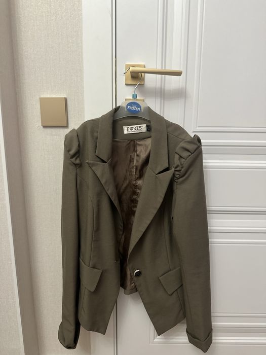 Кофты, рубашки, платья