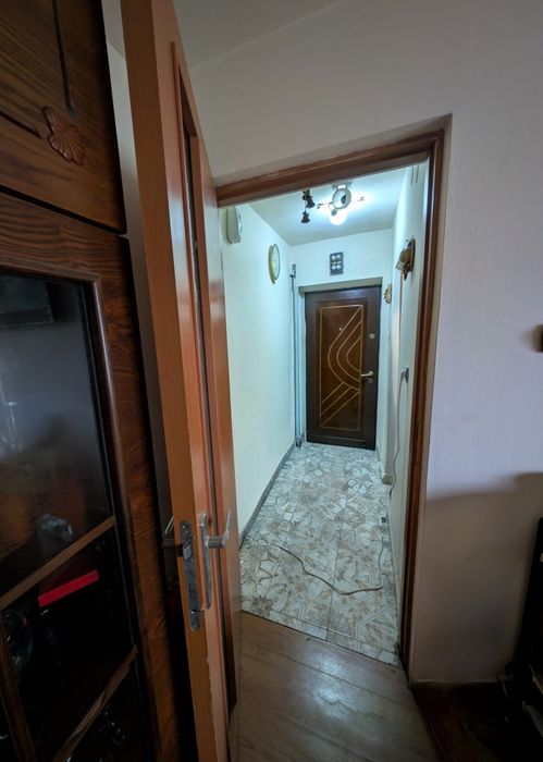 Apartament 2 camere parter, mobilat si utilat.