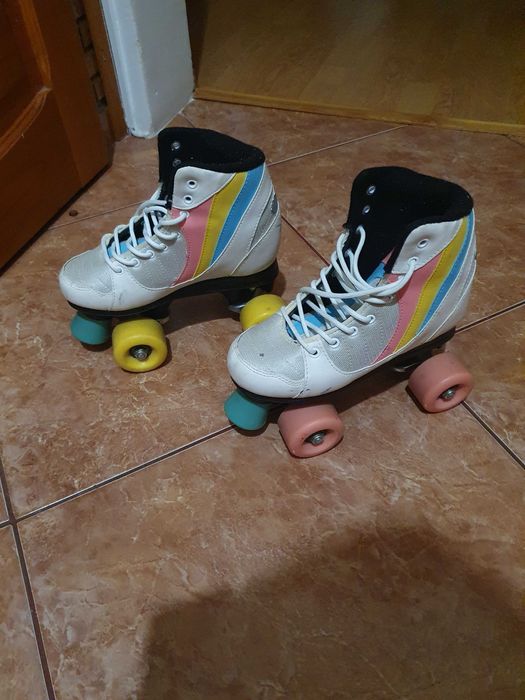 Role copii 4 roti, marimea 34