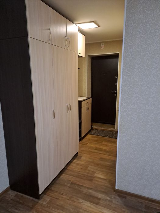 продам 3 к.кв. иманова 34