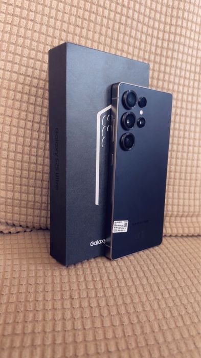 Samsung S25 Ultra - 512 G - Titanium Black - stare perfecta - garantie 10 luni