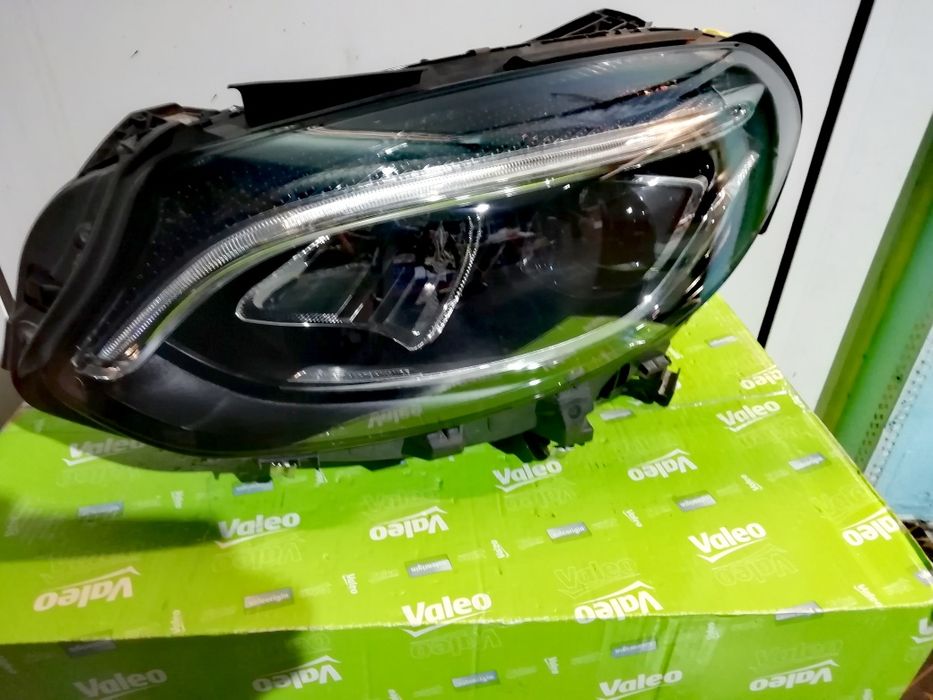 Фар Фарове за Mercedes W246 B Classe / Мерцедес А246 Б класа LED.