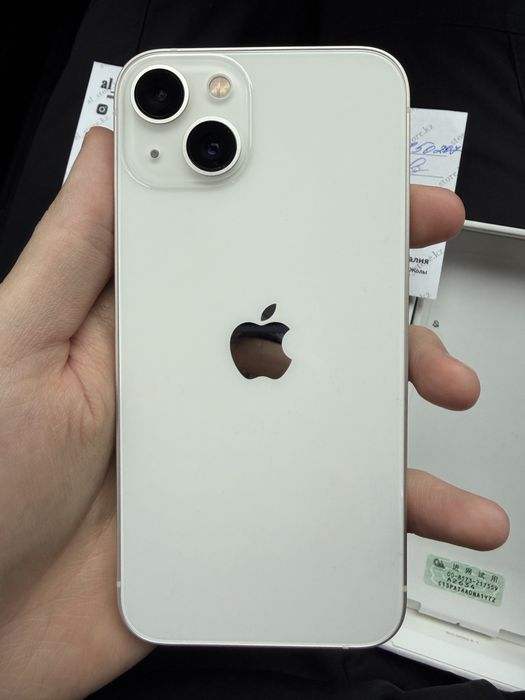 iPhone 13 128Gb белый
