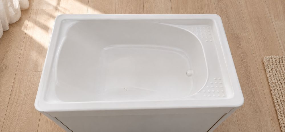 Comodă bebe albă cu cădiță Baby Italia Raffaello Design, roți, ex-showroom