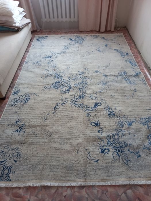 Палас отличный крассивый