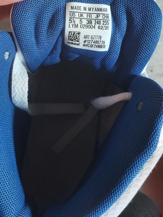 Високи кецове Adidas 38 номер