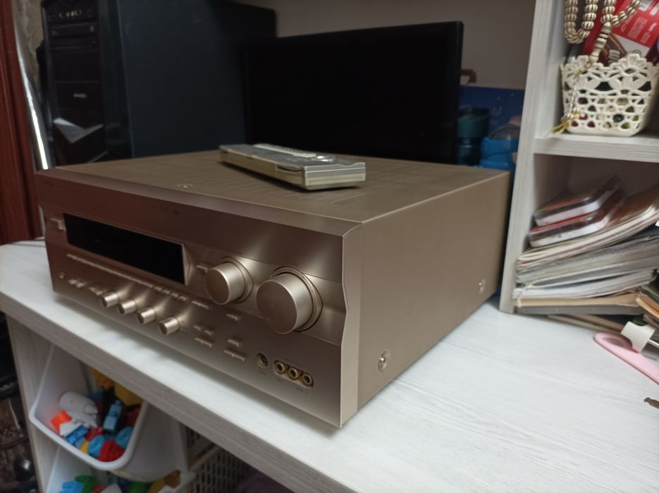 Yamaha rx v995 receiver uslitel