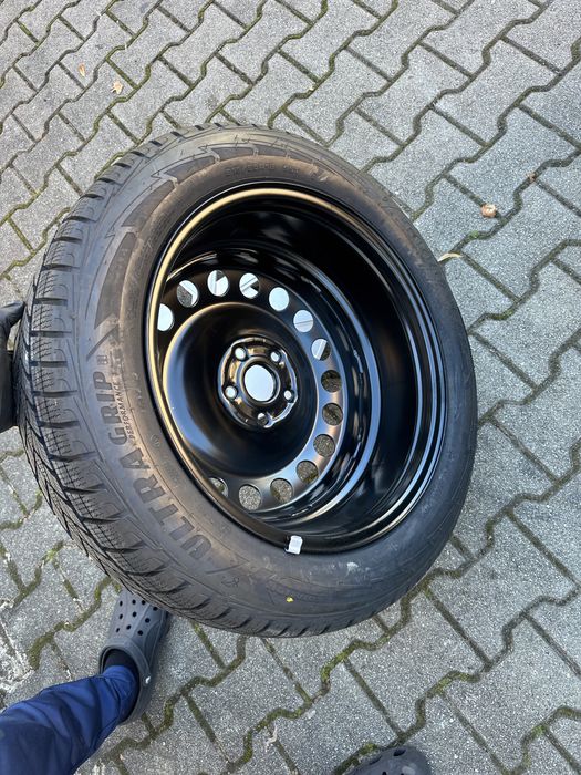 jante vw id 3 noi 0 km anvelope 215 55 18 95 t goodyear 0 km