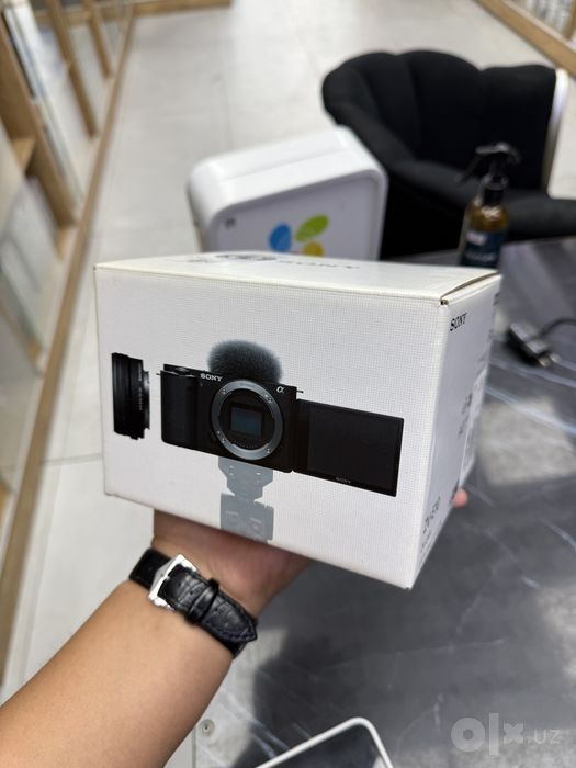 Sony ZV-E10 4K 16-50mm OSS mobilograflar uchun yengide