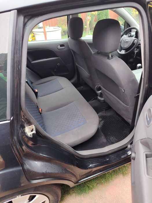 Ford fiesta 1.4 benzina 2003 INMATRICULAT