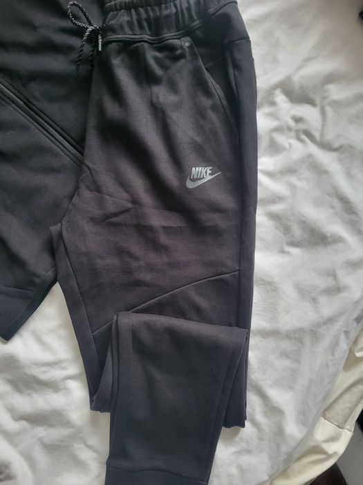 Trening Nike tech masura L