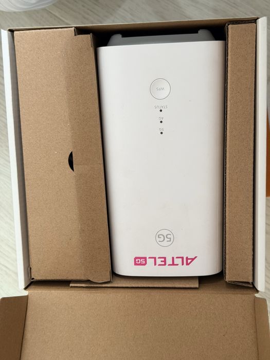 Продается роутер Altel