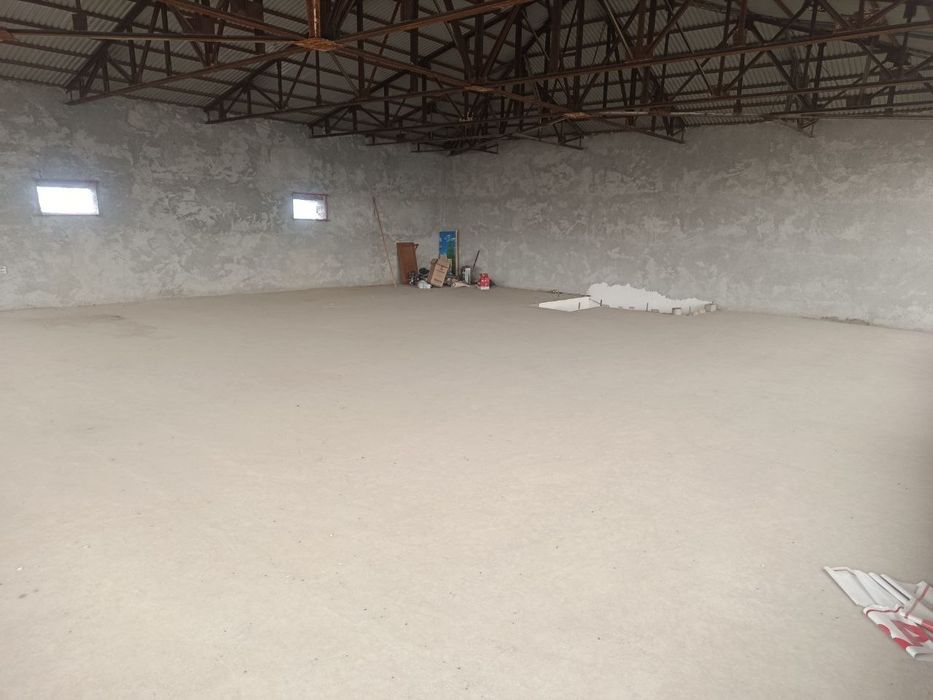 Ijaraga beriladi 2-qavati va padvali