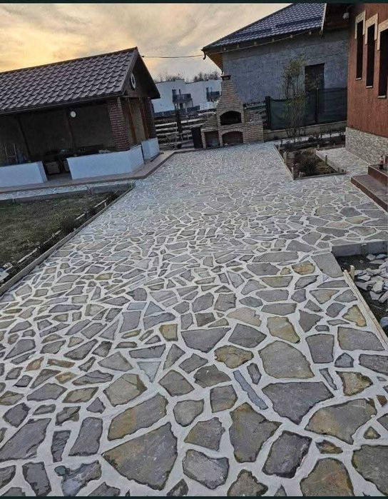 Vand si montez piatra naturala de munte