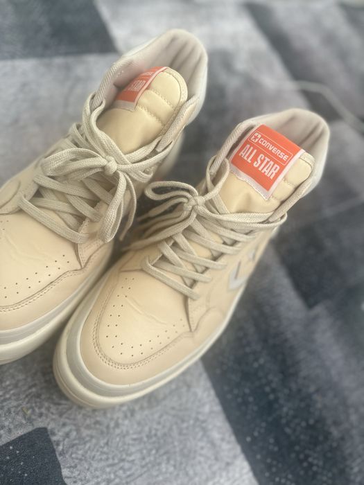 Converse în stare buna