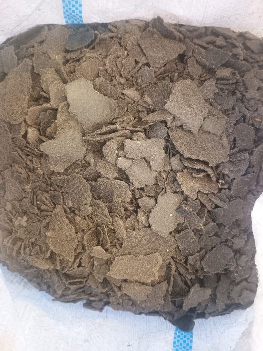 Vând srot de floarea soarelui.