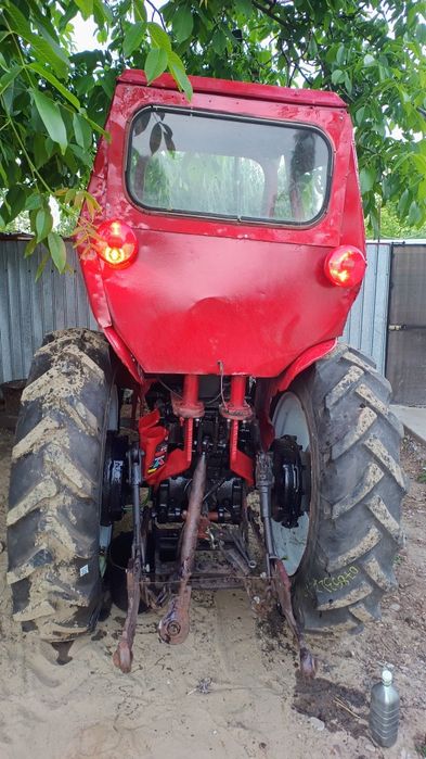 Tractor viticol 445