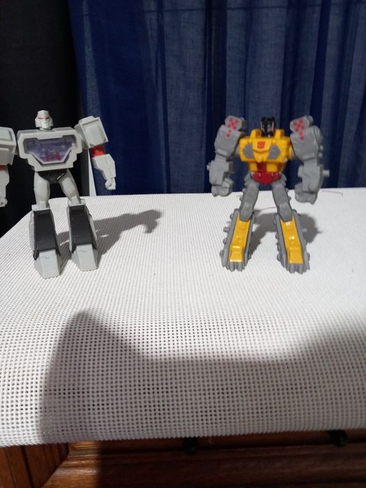 Figurina roboti de lupta