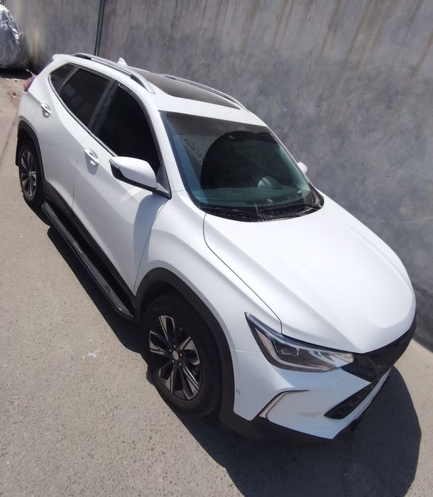 Tracker 2  premier plus 2025