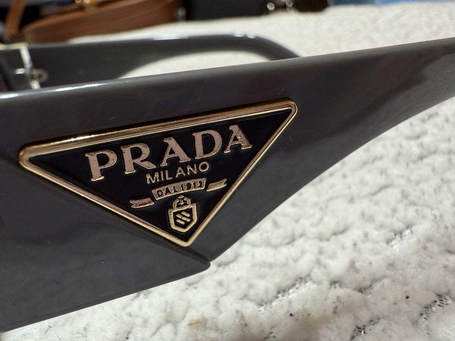 Слънчеви очила - Prada