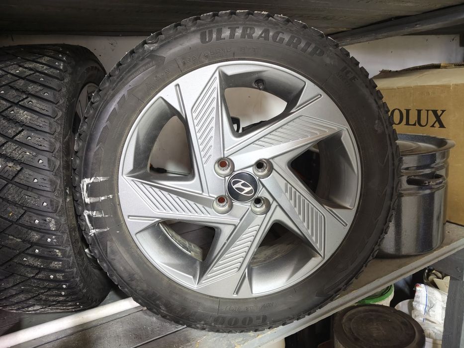 Продам шины, зима, и лето.