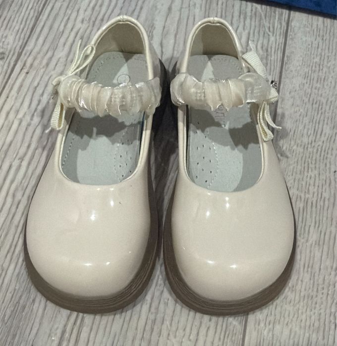 Белые туфли для девочки 27 размер