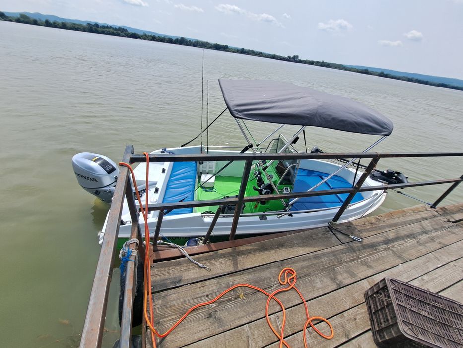 Miami fish 15 . Barca înmatriculată. Honda 60cp