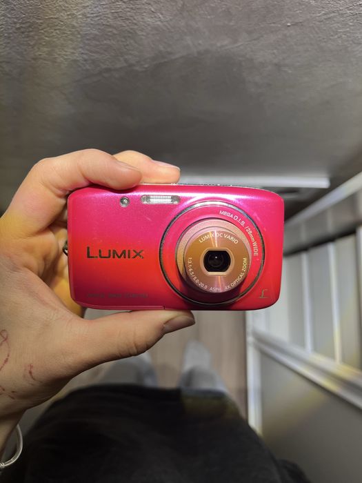 Lumix digital camera