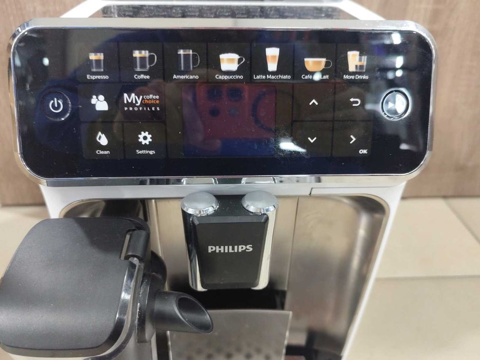 Кафе машина Philips 5400