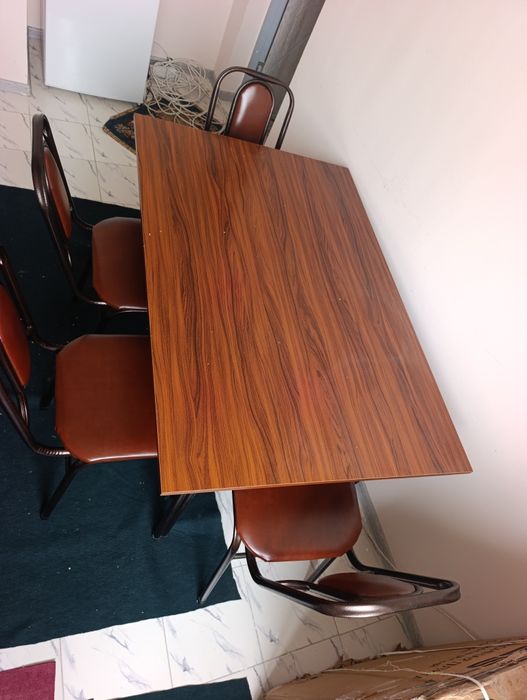 Oshxona uchun Stol stul