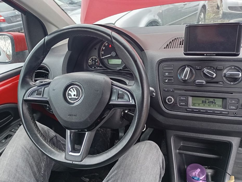 Skoda CitiGo 1.0Mpi 60cp E5 114000 km Înmatriculată Ro Navi,Distonic