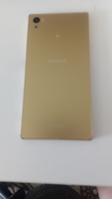 Смартфон Sony Xperia Z5
