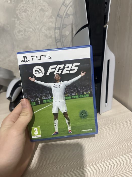 Play station 5 slim 1tb