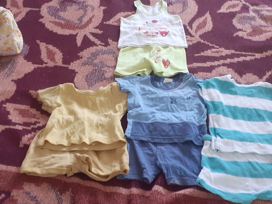 4 броя летни дрешки носени са