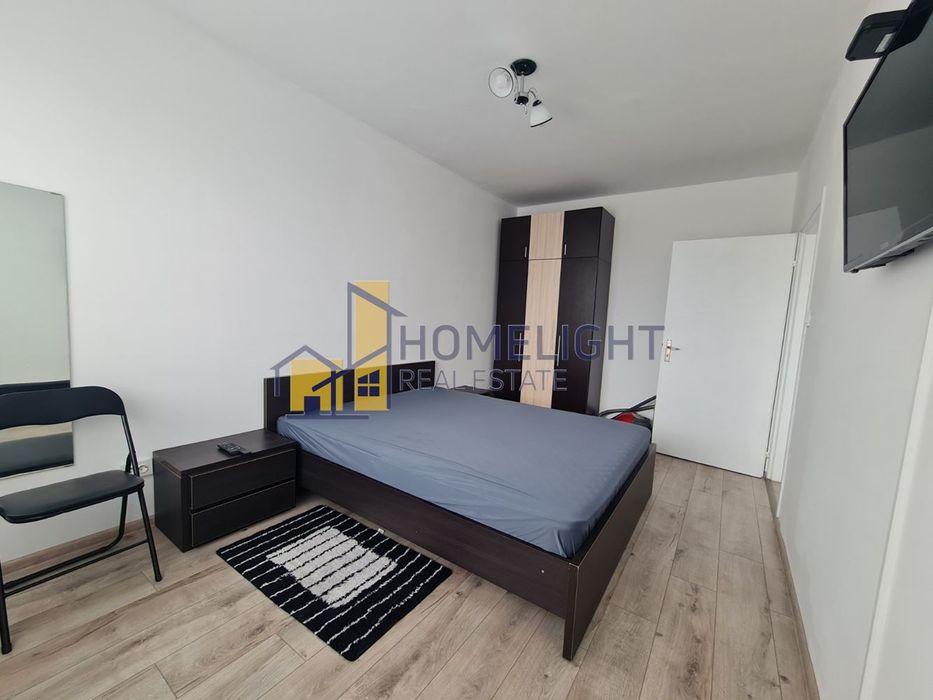 Продава се Тристаен апартамент в София, Левски В - 95 кв.м за 6 €/кв.м - Снимка #4