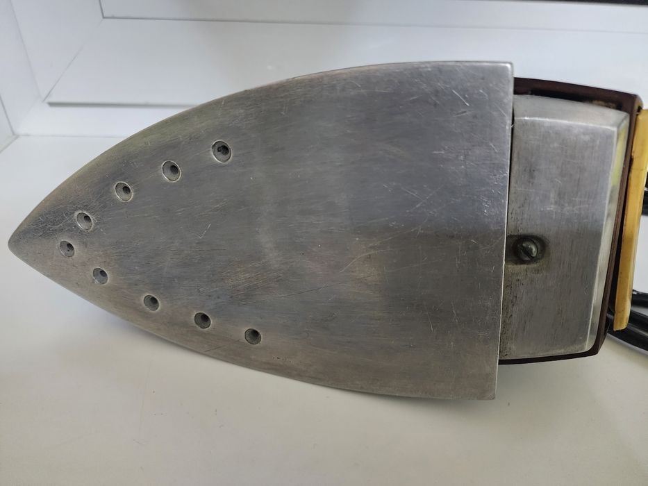 Утюг в рабочем состоянии