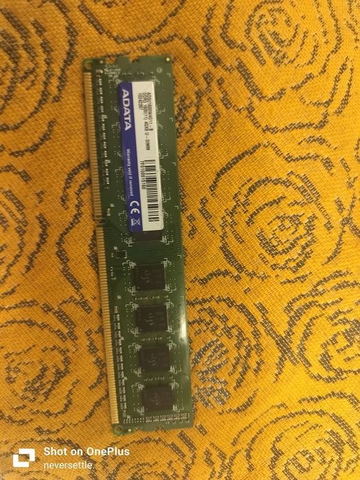 Плашка ОЗУ 4 Гб ADATA