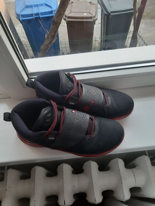 Papuci Jordan de vanzare