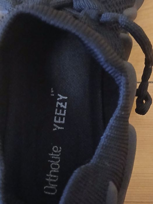 Маратонки ADIDAS Yeezy