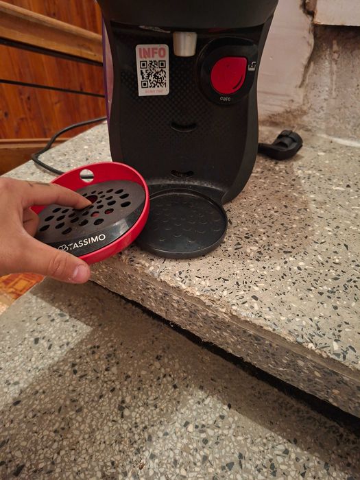 Продавам Кафе машина с капсули