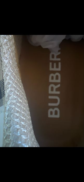 Adidasi burbbery 43