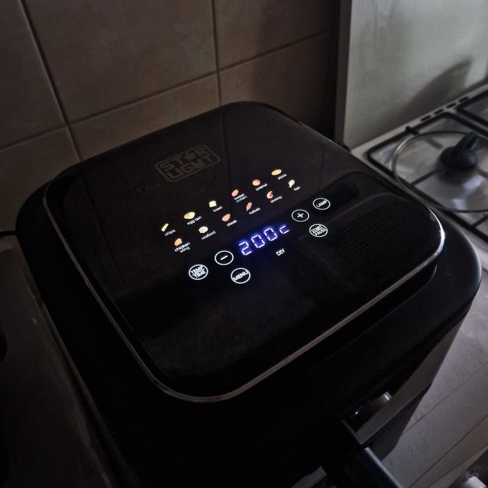 Airfryer [Friteuza cu aer cald) Star-Light DAFV-1400X6, 1400 W, 6 l, 12 Programe