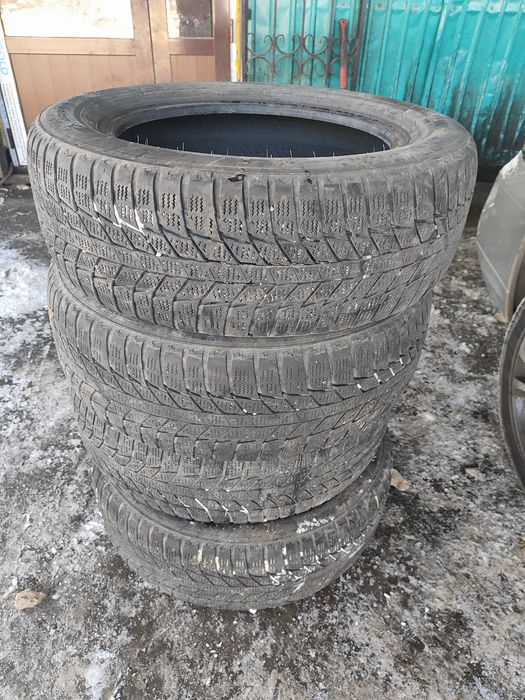 Продам резину 205.60.r16