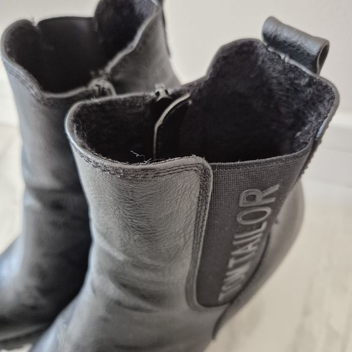 Ghete de dama elegante