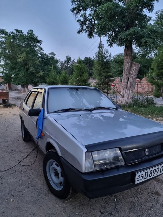 Vaz 21099.   Sotiladi