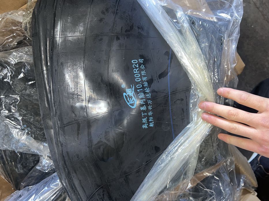 Камера 10.00R20