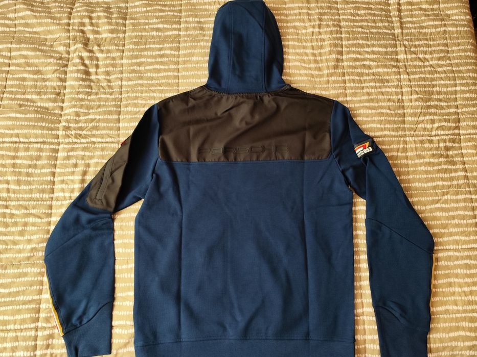 Hanorac din colecția Roughroads -PORSCHE cu logo 3 D pe spate