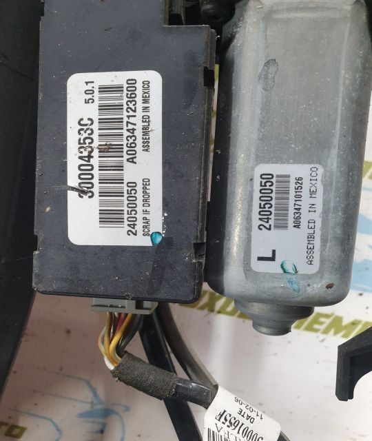 Trapa panoramica 30004353c Chrysler 300C 1  [din 2005 pana  2011] seria