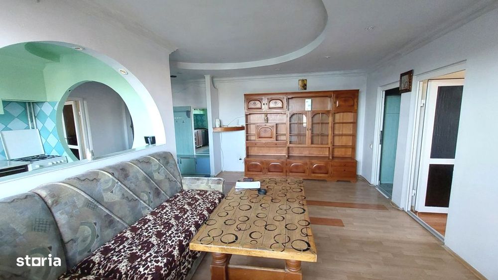 Apartament 3 camere decomandate zona Terezian
