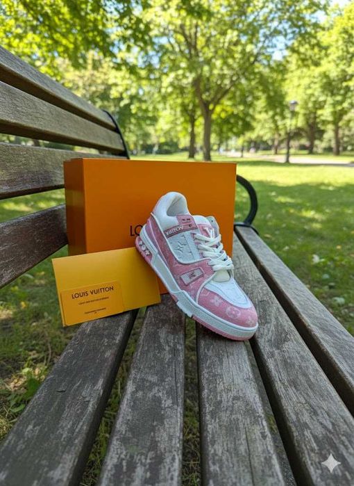 Louis Vuitton Roz Lv Trainers Premium - Model Fete